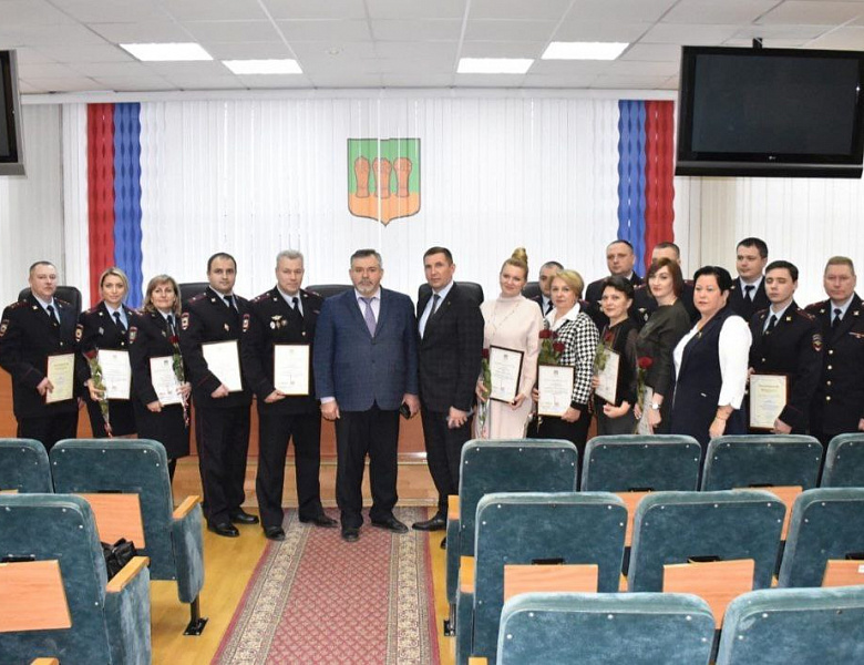 ЦЕРЕМОНИЯ НАГРАЖДЕНИЯ В АДМИНИСТРАЦИИ Г. ПЕНЗЫ