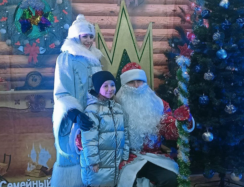 В ГОСТЯХ У ДЕДА МОРОЗА