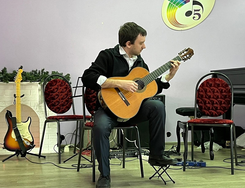 ТАКАЯ РАЗНАЯ ГИТАРА