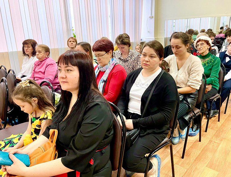 МАМИНЫ ГЛАЗА